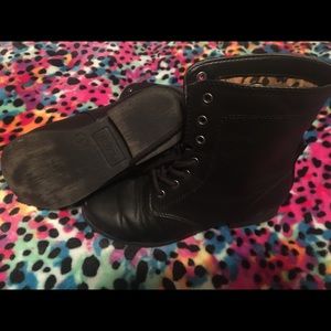 Kids boots