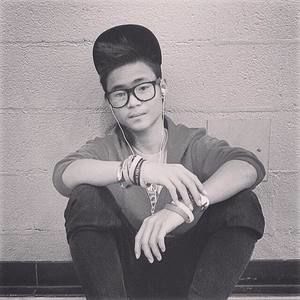 Meet your Posher, Kien