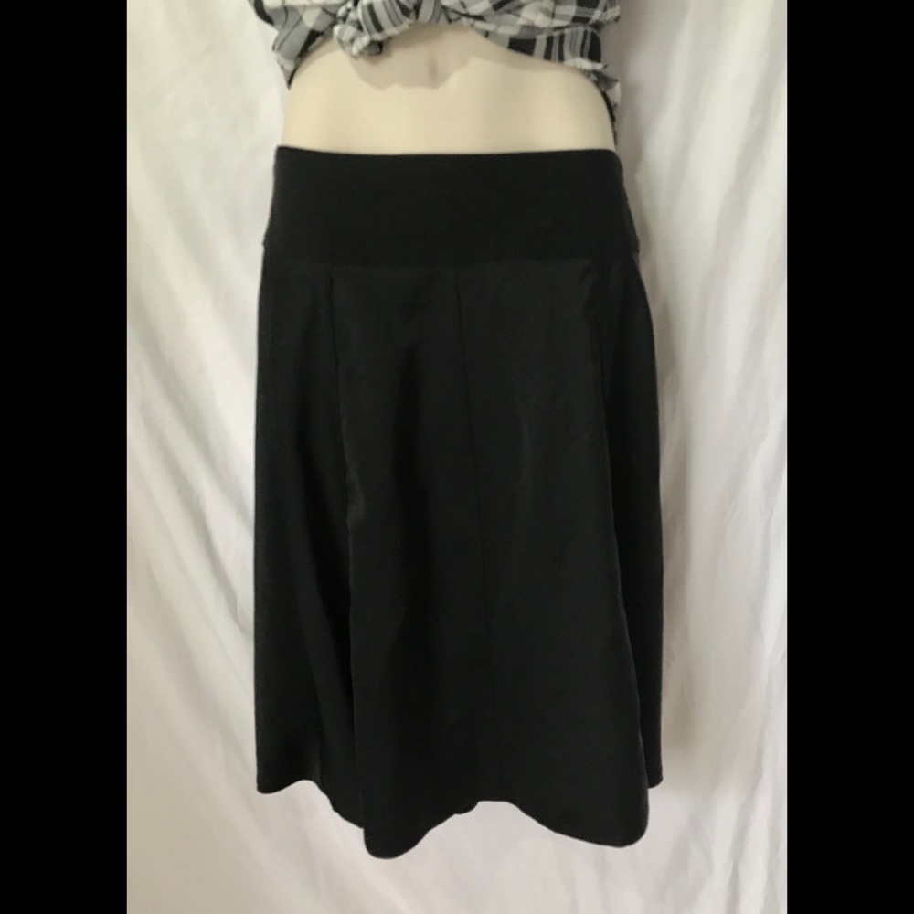 Flair circle skirt, black, size 2, knee length