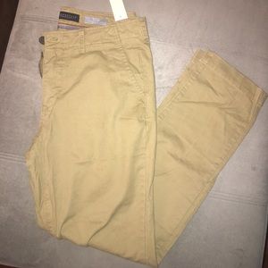 NWT AEROPOSTALE 32x30 Khaki Chinos
