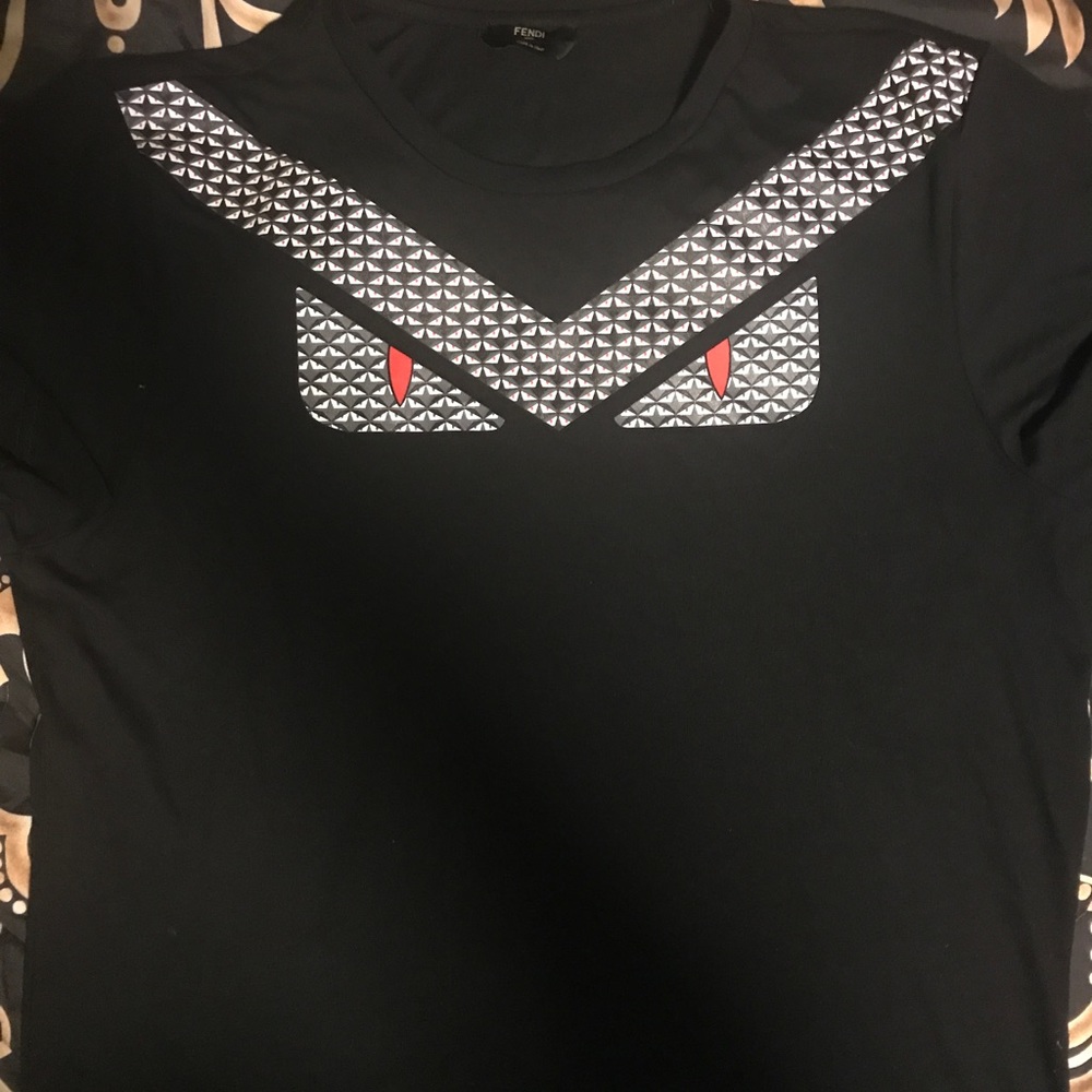 Fendi Tshirt.. Size 52. Never worn