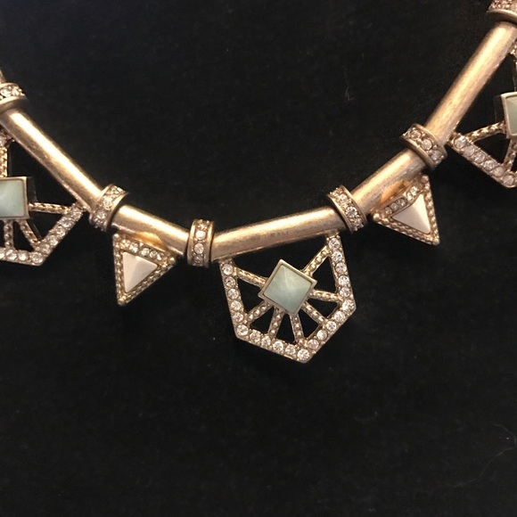 Chloe + Isabel Portico Convertible Necklace - Picture 5 of 8