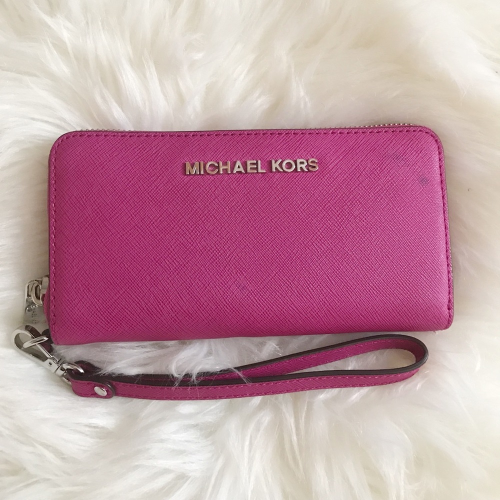 ⭐️Michael Kors Wallet⭐️