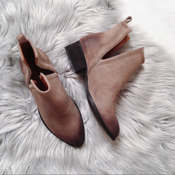 Jeffrey Campbell Shoes - Jeffrey Campbell taupe pull-on bootie