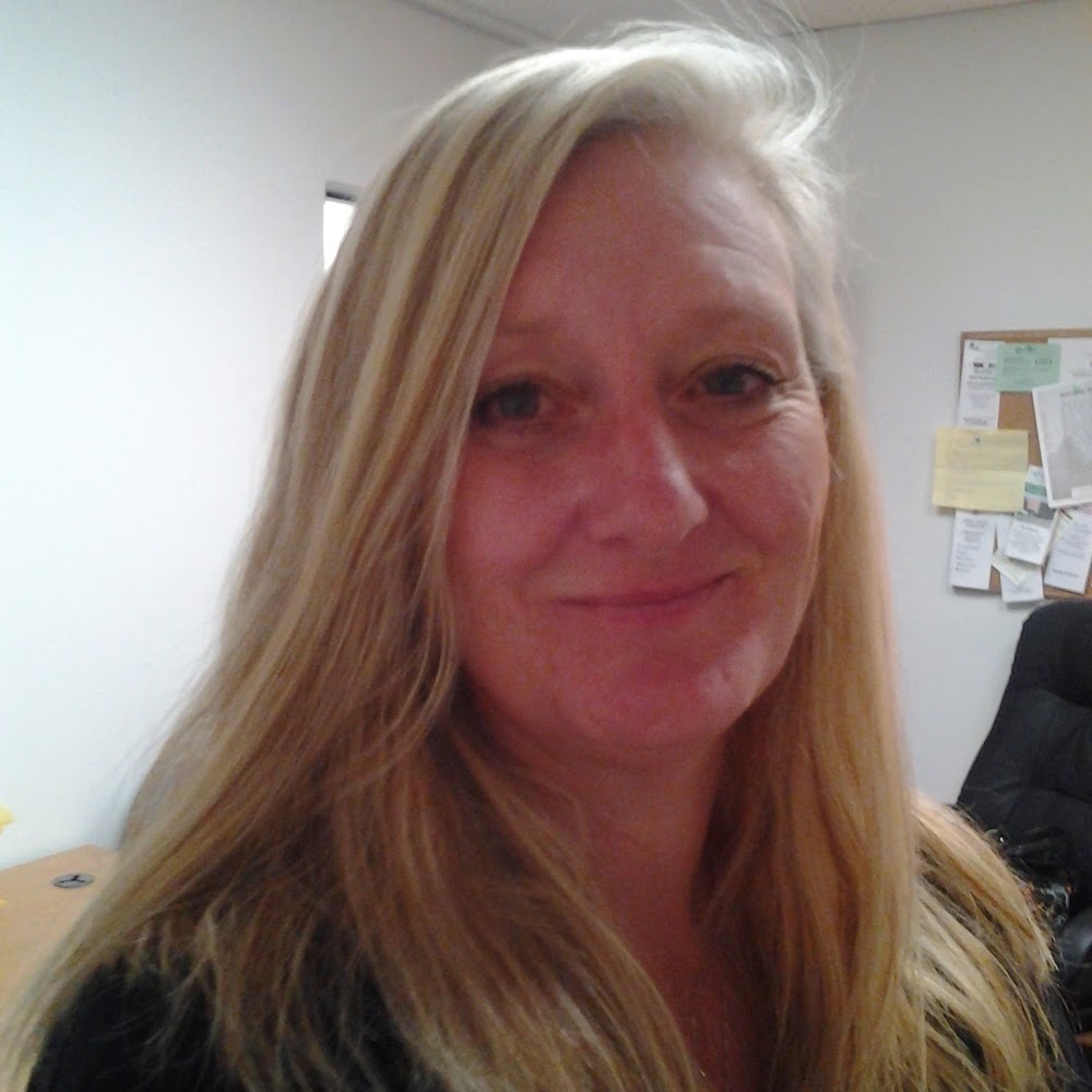 Meet your Posher, Deborah