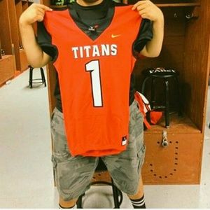 Meet your Posher, Isaac