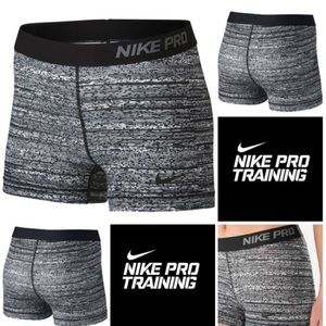 Nike Pro Compression Shorts Size: Medium