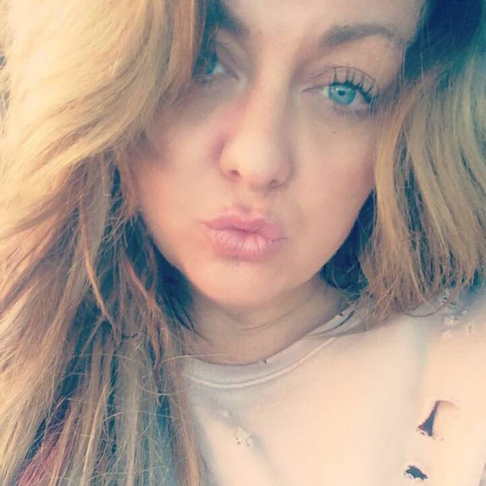 Meet your Posher, Alison