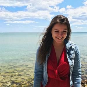 Meet your Posher, Haley