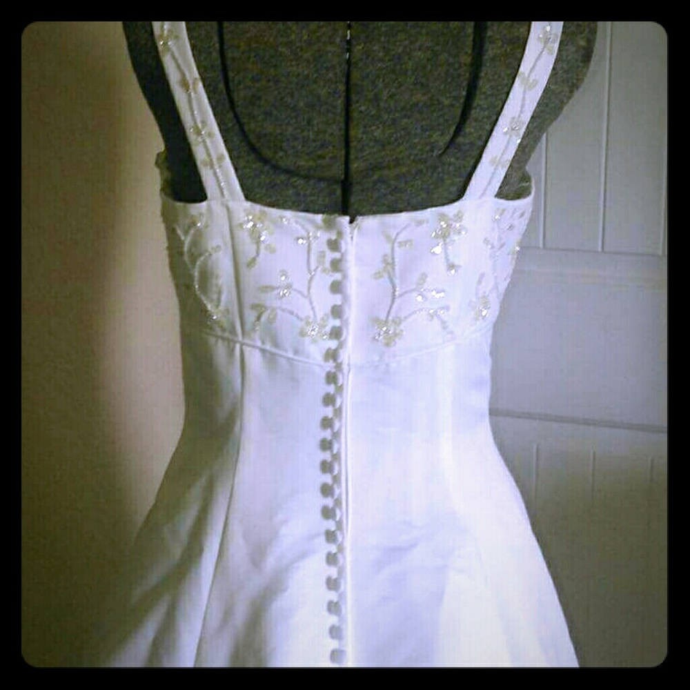 Oleg Cassini Wedding Dress