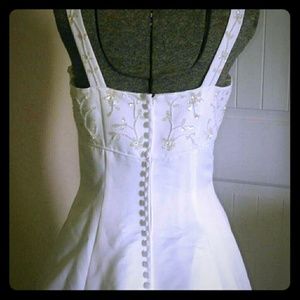 Oleg Cassini Wedding Dress