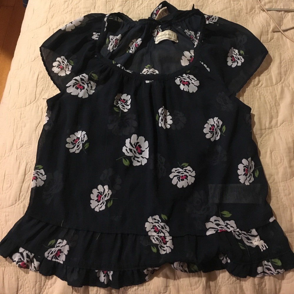 Abercrombie & Fitch Sheer Floral Blouse