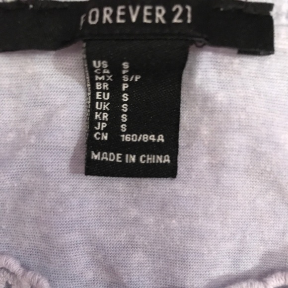 🦋FOREVER 21 Crop Top🦋 - Picture 4 of 7