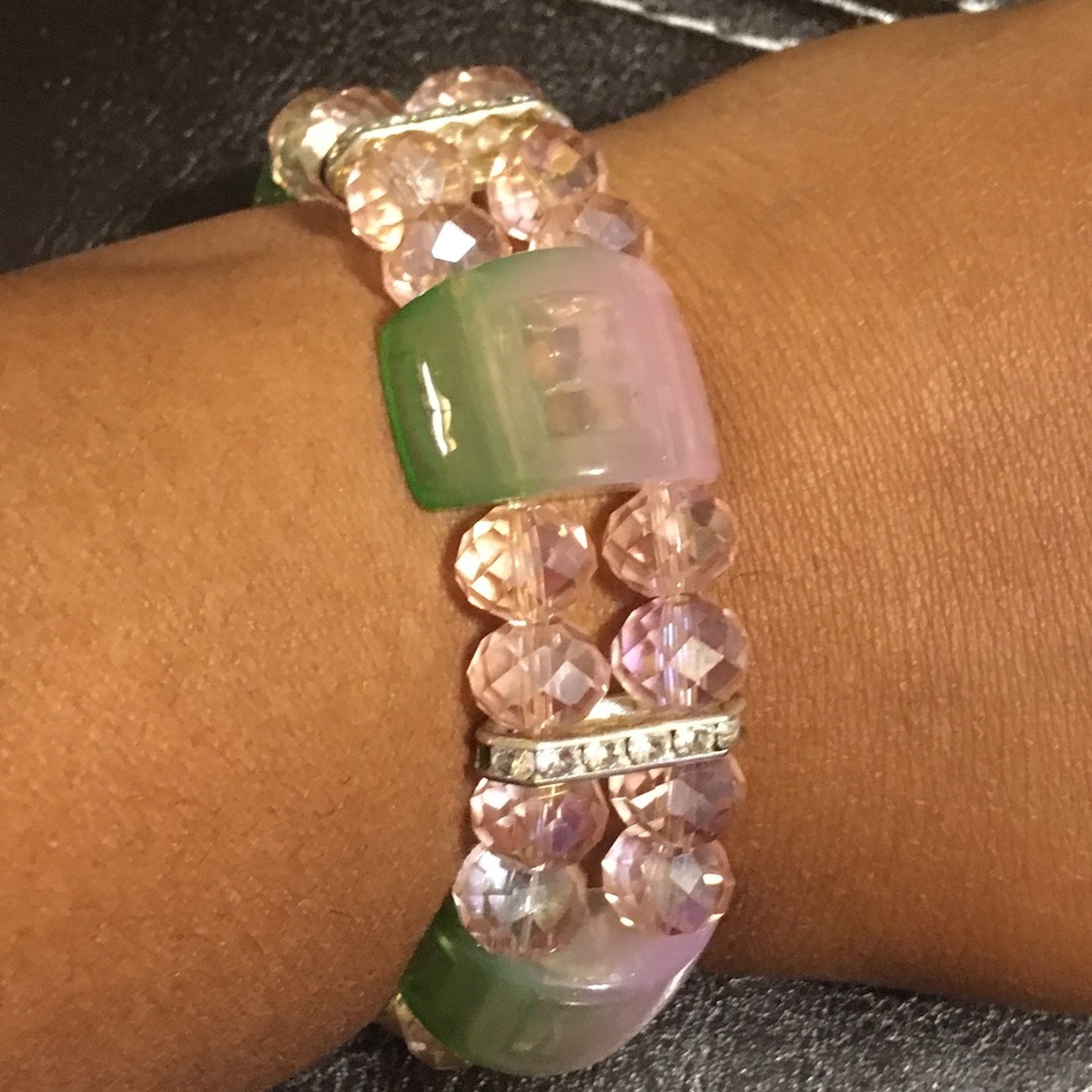 Pink and Green Ombre Stretch Bead Bracelet