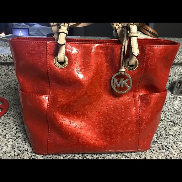 Michael kors purse - Picture 1 of 2
