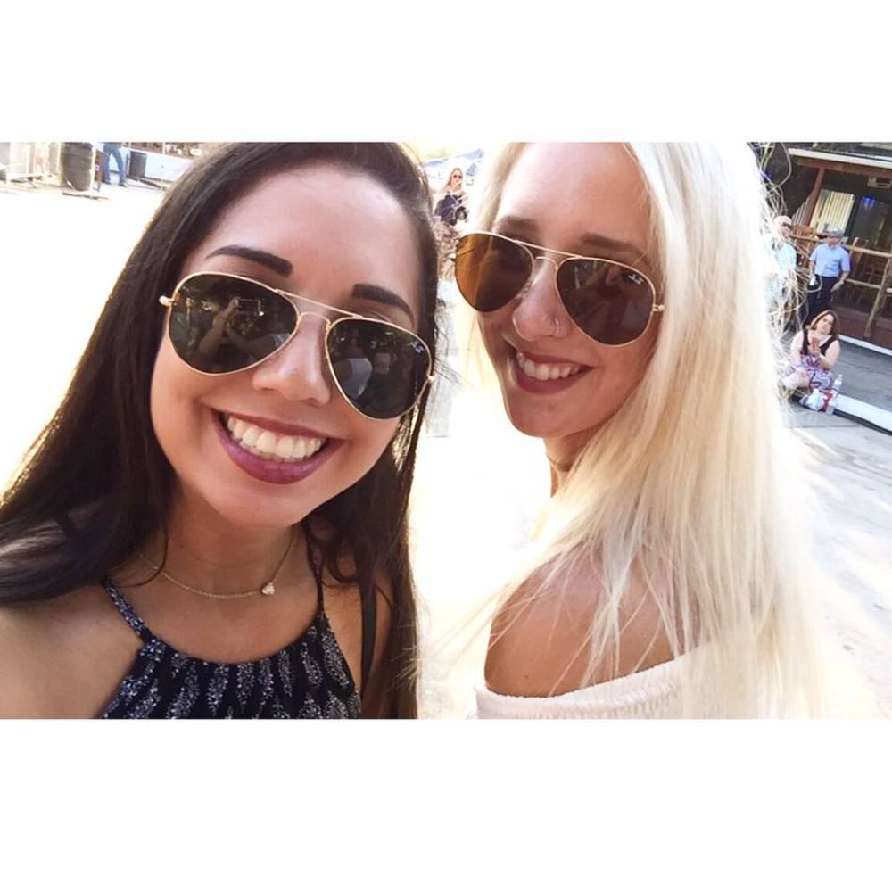 Meet your Posher, Alicia