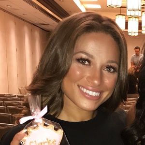 Meet your Posher, Clarke