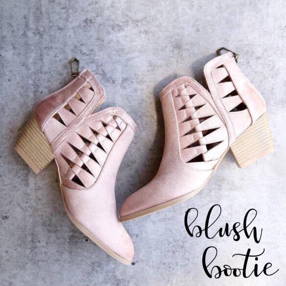 NWT Blush Cutout Booties