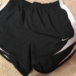 black and white nike short
