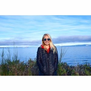 Meet your Posher, Lia