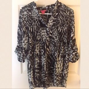 Black and white tunic