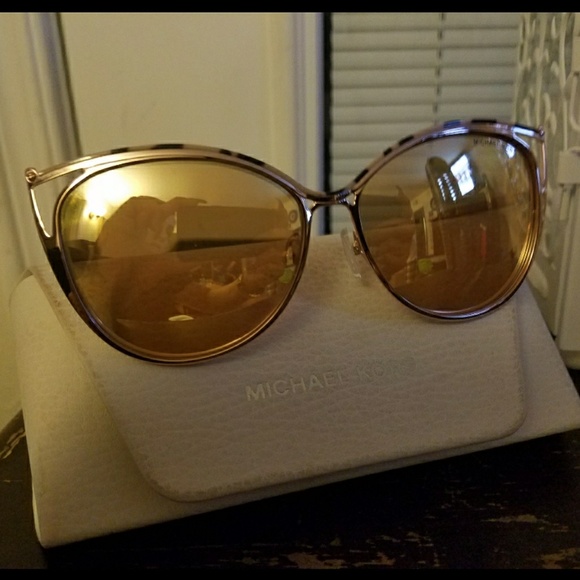 Michael Kors Rose Gold Cat Eye Sunglasses - Picture 1 of 1