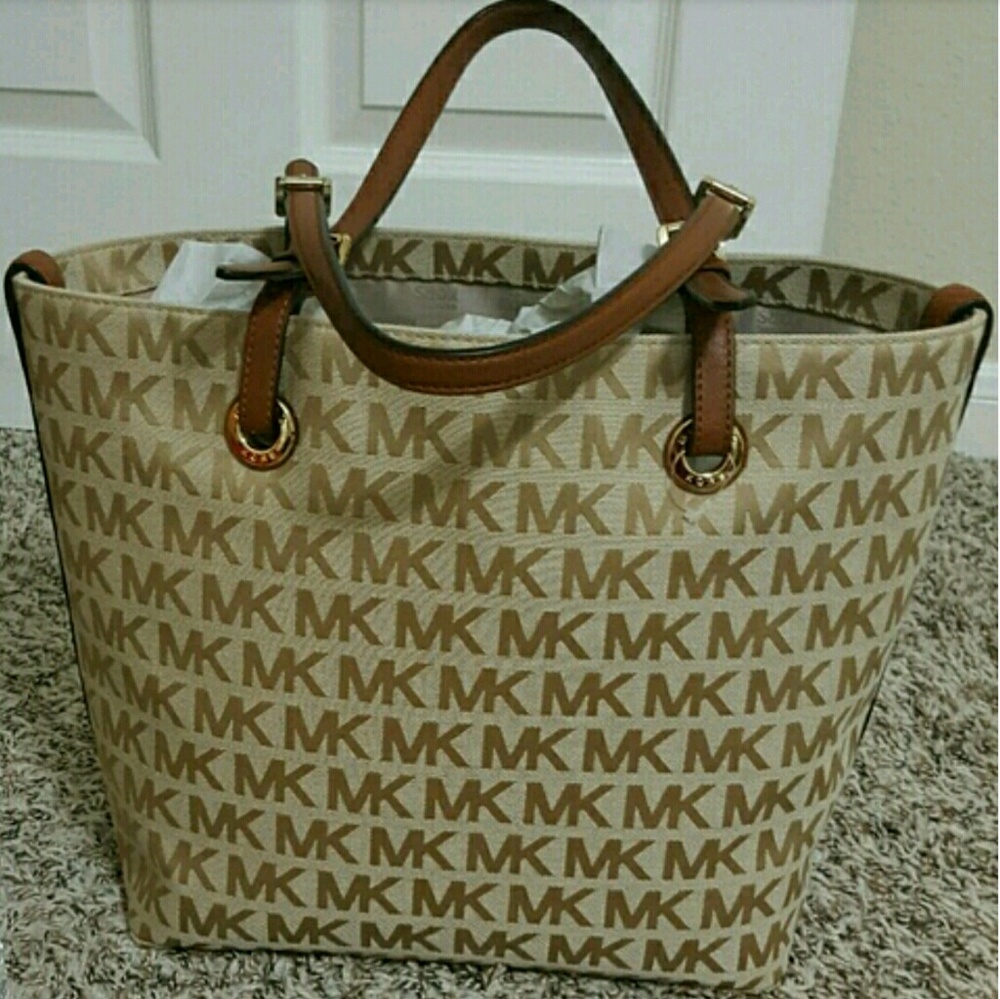 Michael kors bag