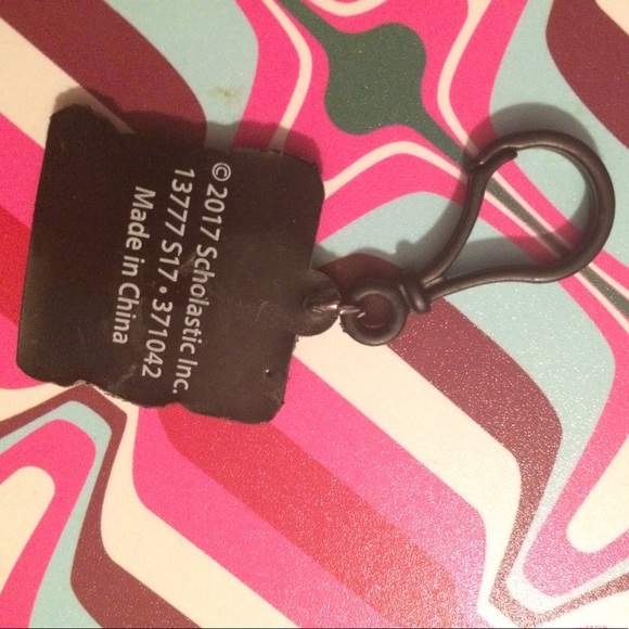 Smore's Keychain! 🍫 - Picture 2 of 7