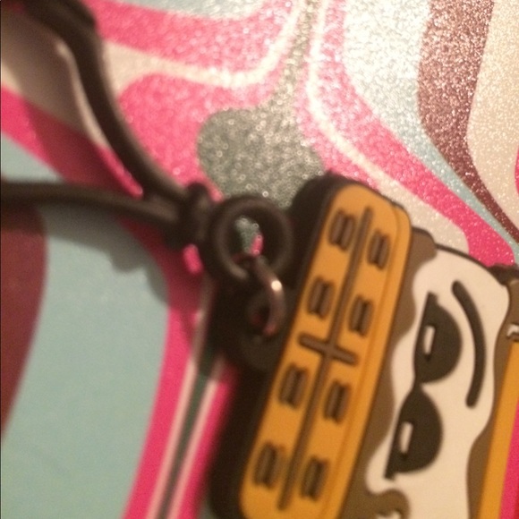 Smore's Keychain! 🍫 - Picture 7 of 7