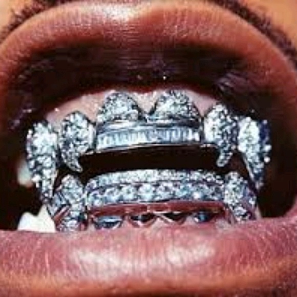 Meet your Posher, Boobie - Picture 1 of 1