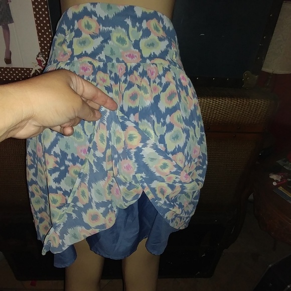 High Waisted button up skirt - Picture 5 of 7