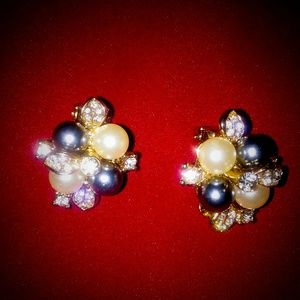 Blue & Tan pearl Clip on Earrings