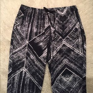 Lululemon luon lounge pants