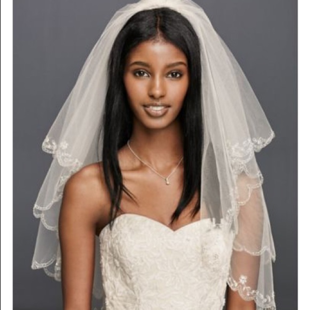Bridal veil, white