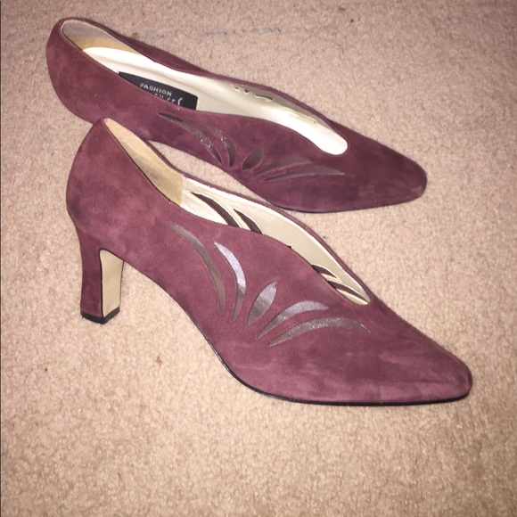 Burgundy Heels 👠 - Picture 1 of 2