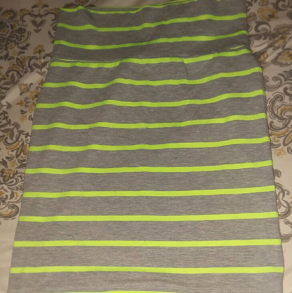 Forever 21 body con skirt