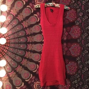 Cutout 👗 | 2B Bebe