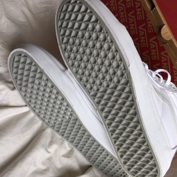 Hi top vans old skool white 7.5 classic slim - Picture 3 of 3