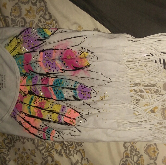 Cute top - Picture 3 of 3