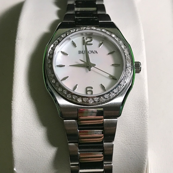 Authentic Woman\'s bulova wrist watch Diamond Bezel main image 3