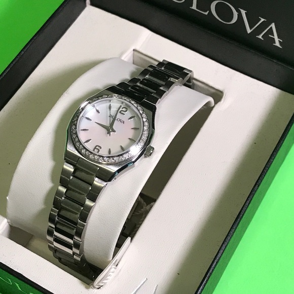 Authentic Woman\'s bulova wrist watch Diamond Bezel main image 2