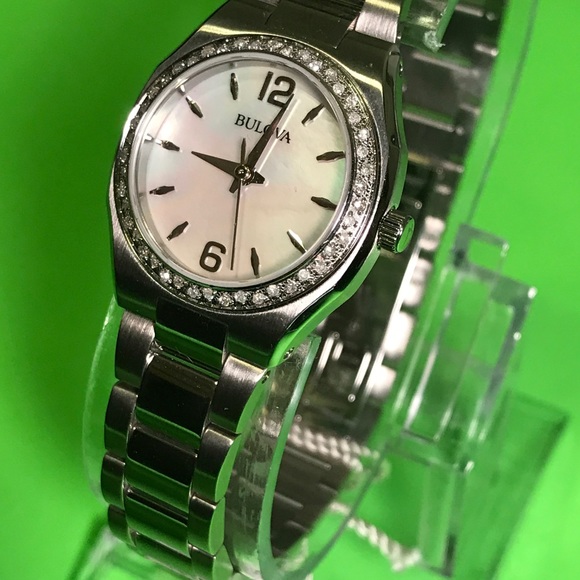 Authentic Woman\'s bulova wrist watch Diamond Bezel main image 5
