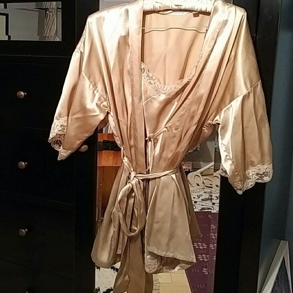 Robe and slip set