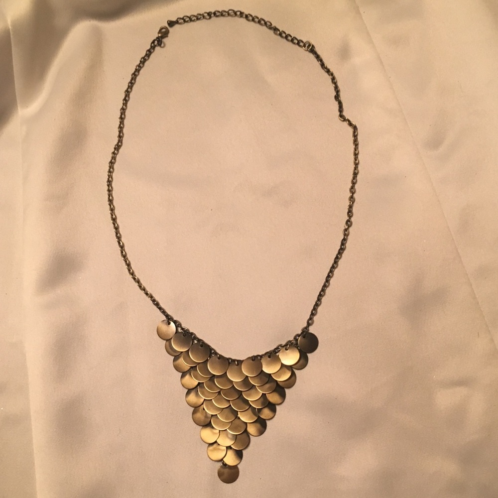 NWOT Delicate Layered Necklace and Earrings Set - Picture 4 of 8