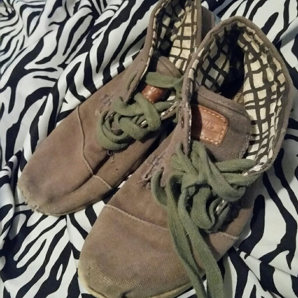 Shoes