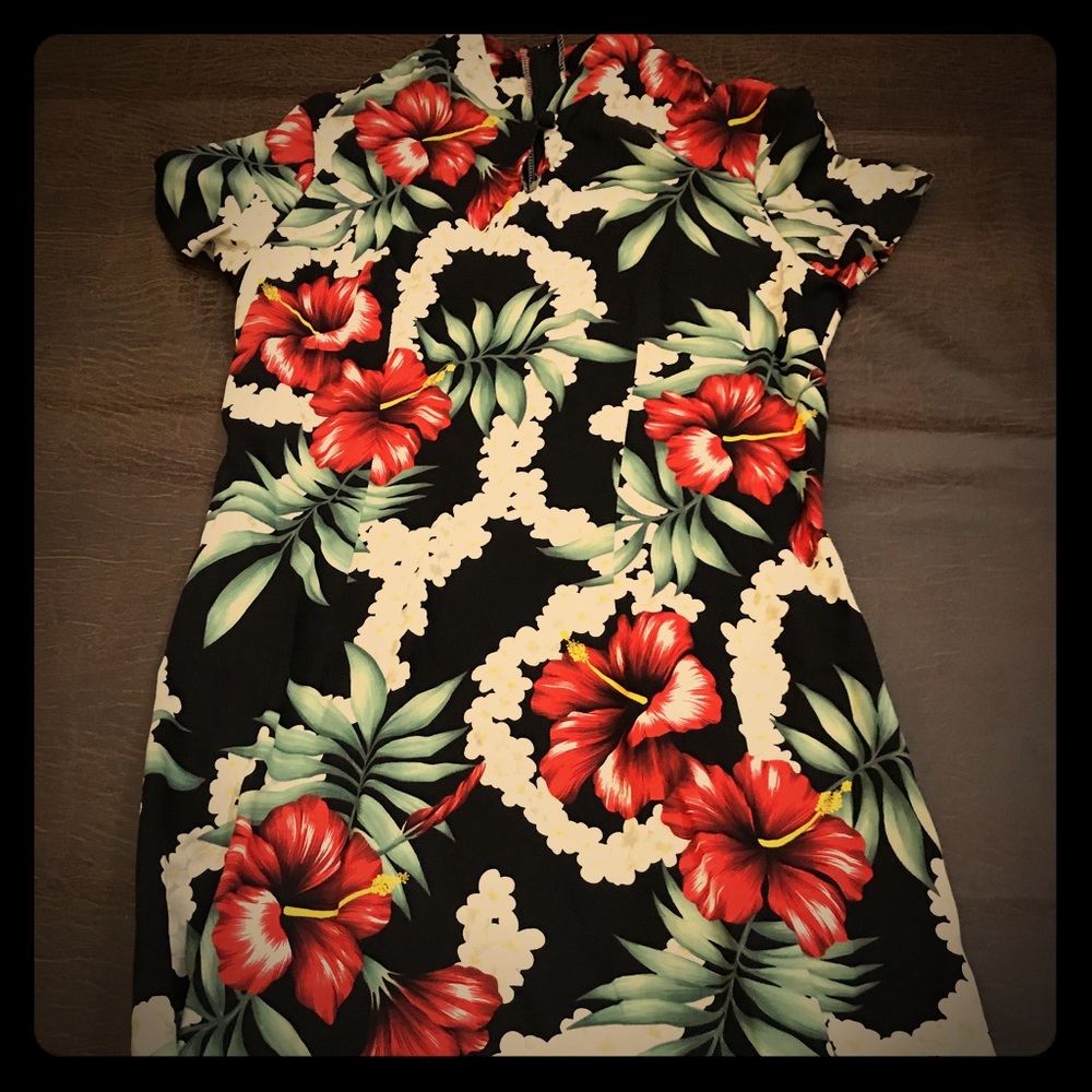 Hilo Hattie kimono style dress