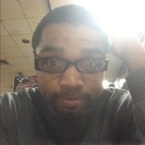 Meet your Posher, Denzel