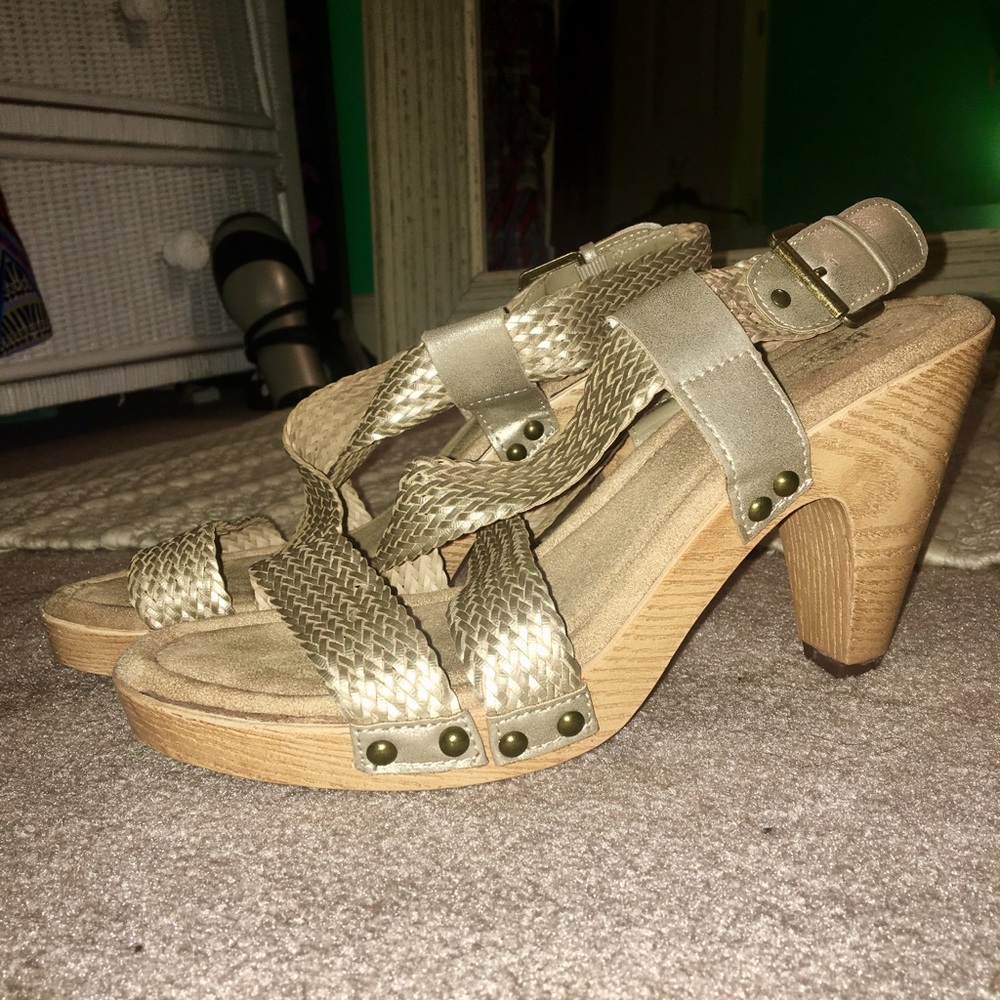 Bass heels