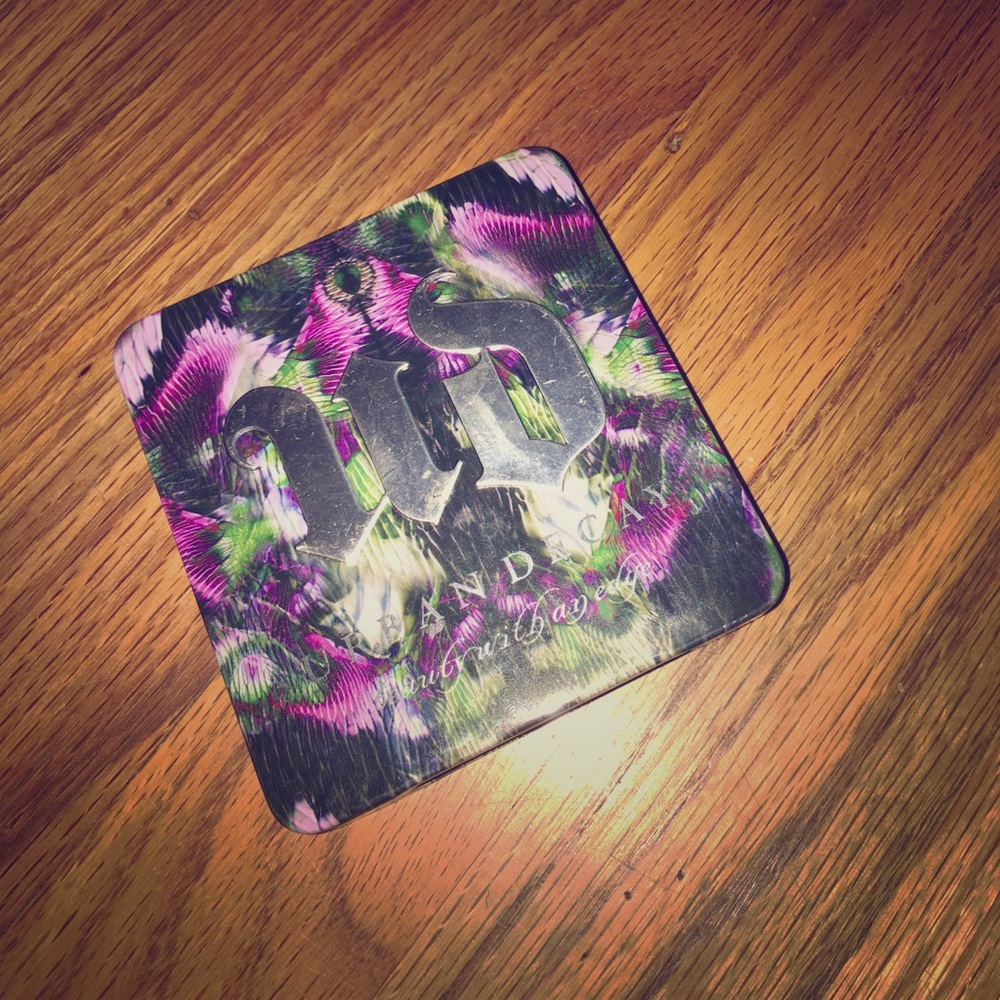 Urban decay eyeshadow pallet