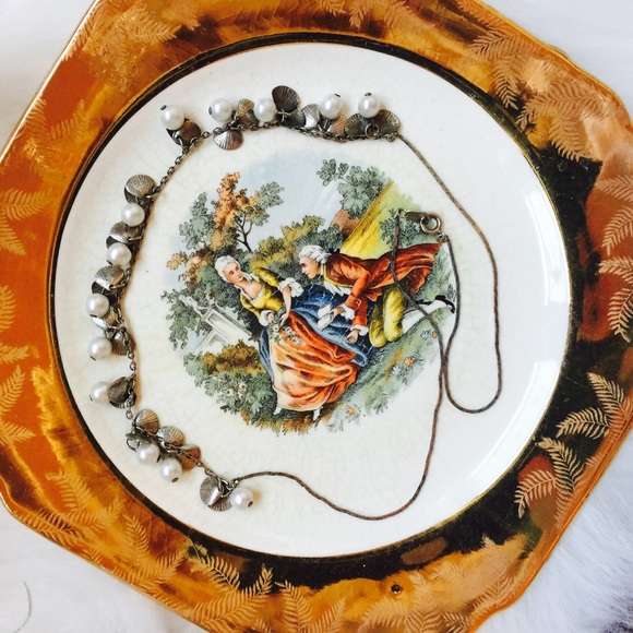 . {SCALLOPED PEARL} Twinkle dangling choker - Picture 4 of 5